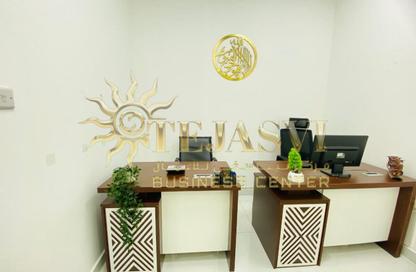 Office Space - Studio - 1 Bathroom for rent in Red Avenue - Al Garhoud - Dubai