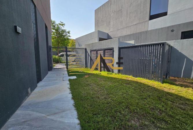 53605840 - صورة العقار 3