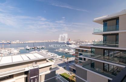 Apartment - 2 Bedrooms - 3 Bathrooms for rent in Seagate Building 3 - Seagate - Mina Rashid - Dubai