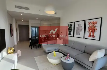 Apartment - 2 Bedrooms - 2 Bathrooms for rent in Burj Royale - Downtown Dubai - Dubai