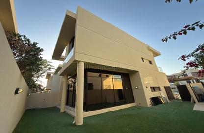 Villa - 3 Bedrooms - 4 Bathrooms for rent in Richmond - DAMAC Hills - Dubai