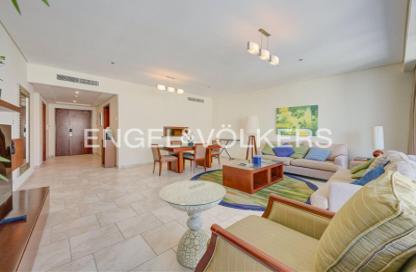 Apartment - 3 Bedrooms - 4 Bathrooms for rent in Al Fattan Crystal Towers - Jumeirah Beach Residence - Dubai