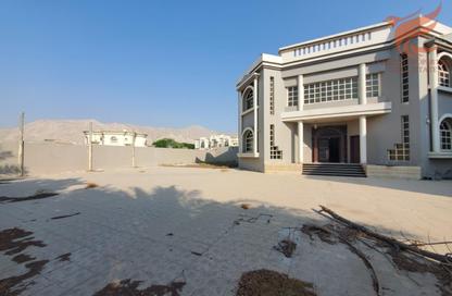 Villa - Studio - 7 for rent in Julfar - Ras Al Khaimah