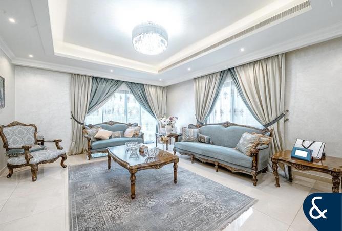 98240862 - Property Image 3
