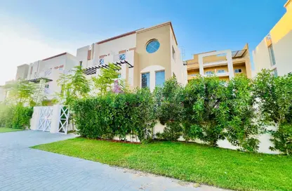 Villa - 5 Bedrooms - 6 Bathrooms for rent in La Belle Vue - District 13 - Jumeirah Village Circle - Dubai