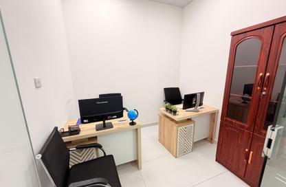 Office Space - Studio - 1 for rent in Red Avenue - Al Garhoud - Dubai Office Space - Studio - 1 for rent in Red Avenue - Al Garhoud - Dubai
