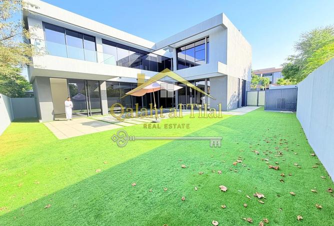 105537600 - Property Image 3