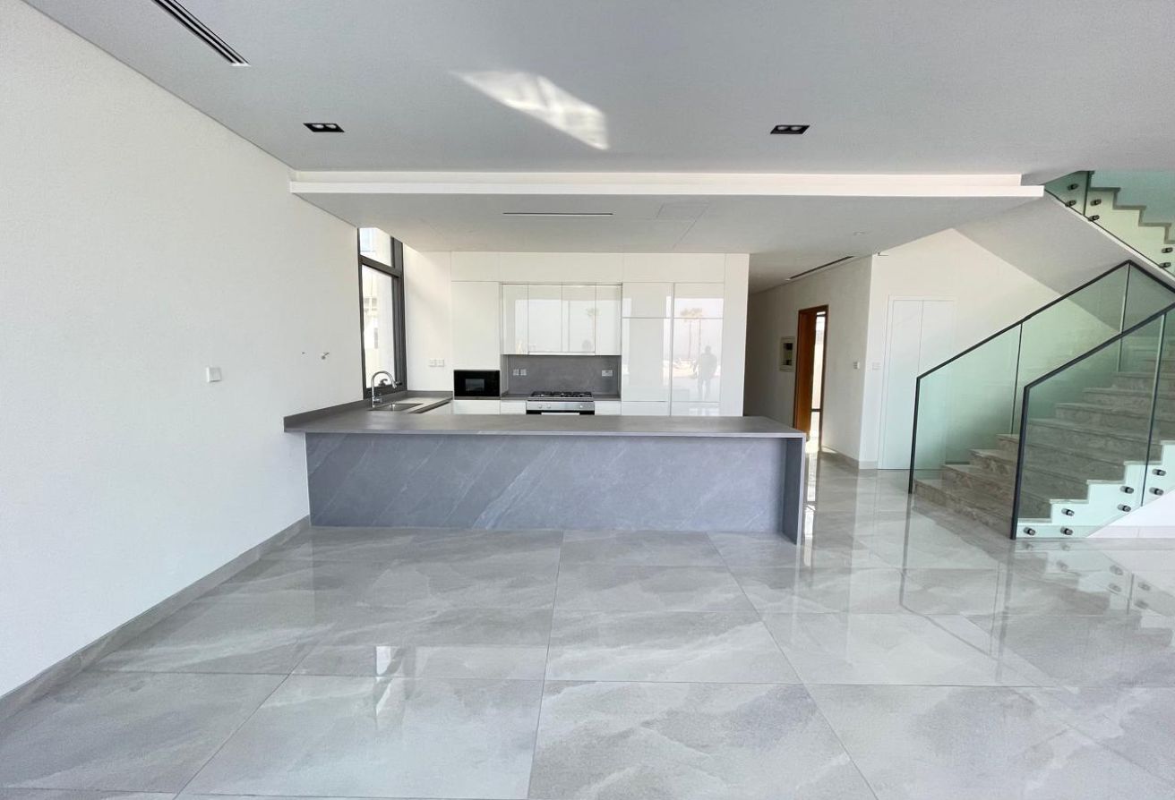 4-Bedroom Villa for Sale | Danah Bay