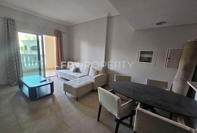 106422102 - Property Main Image