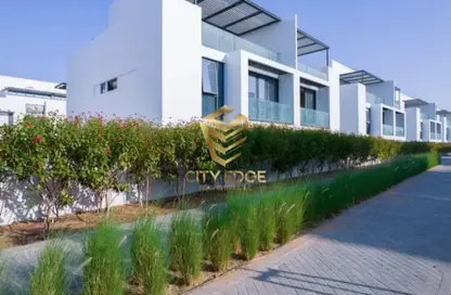 Townhouse - 5 Bedrooms - 7 Bathrooms for sale in Sun Island - Ajmal Makan City - Sharjah Waterfront City - Sharjah