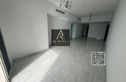 Apartment - 3 Bedrooms - 3 Bathrooms for rent in Corniche Tower - Ajman Corniche Road - Ajman