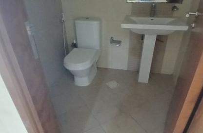 Apartment - 1 - 2 for rent in Palm Tower 3 - Palm Towers - Al Majaz - Sharjah Apartment - 1 - 2 for rent in Palm Tower 3 - Palm Towers - Al Majaz - Sharjah