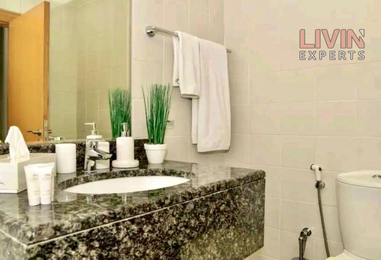 Furnished 1BR | Prime Location | Canal Views photo 7