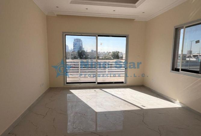 67445852 - Property Image 3