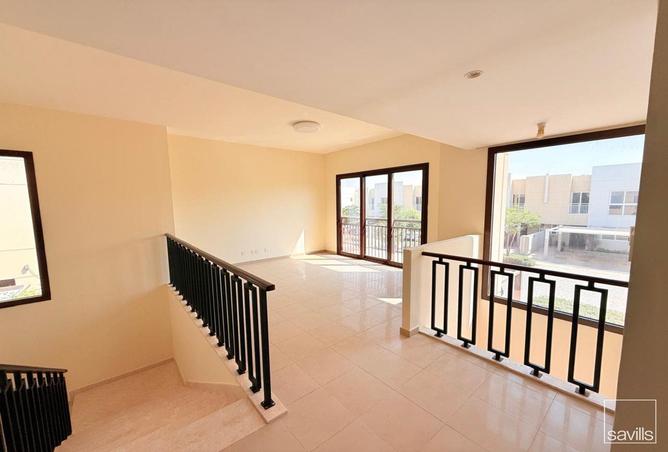 98678407 - Property Image 3