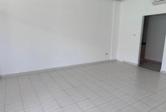 104241219 - Property Image 3