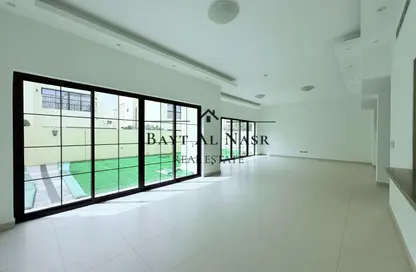 Villa - 4 Bedrooms - 5 Bathrooms for rent in Nad Al Sheba Villas - Nad Al Sheba 3 - Nad Al Sheba - Dubai Villa - 4 Bedrooms - 5 Bathrooms for rent in Nad Al Sheba Villas - Nad Al Sheba 3 - Nad Al Sheba - Dubai
