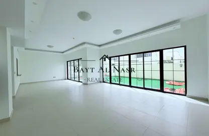 Villa - 4 Bedrooms - 5 Bathrooms for rent in Nad Al Sheba Villas - Nad Al Sheba 3 - Nad Al Sheba - Dubai