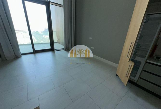 16304400 - Property Image 2