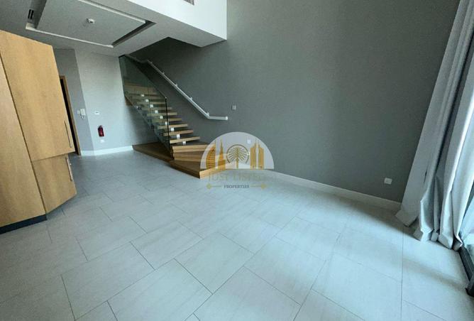 16304400 - Property Main Image