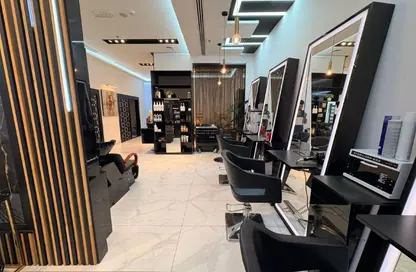 Shop - Studio - 2 Bathrooms for rent in Muweileh Community - Muwaileh Commercial - Sharjah