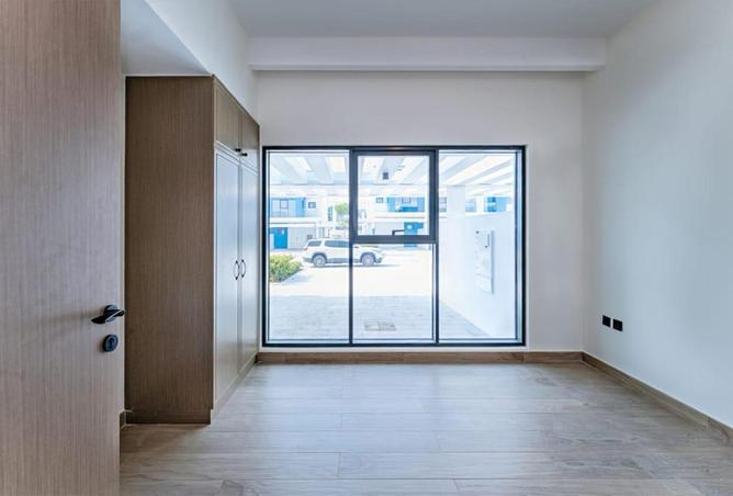 73852011 - Property Image 3