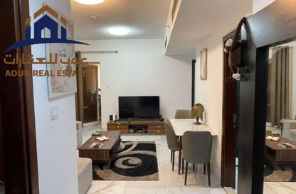 Apartment - 2 Bedrooms - 2 Bathrooms for rent in Dar Al Majaz - Jamal Abdul Nasser Street - Al Majaz - Sharjah