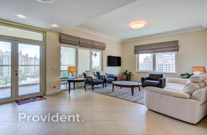 Apartment - 3 Bedrooms - 2 Bathrooms for rent in Jash Hamad - Shoreline Apartments - Palm Jumeirah - Dubai