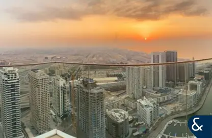 Apartment - 2 Bedrooms - 3 Bathrooms for rent in Stella Maris - Dubai Marina - Dubai