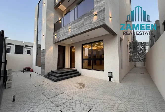 162329568 - Property Image 3