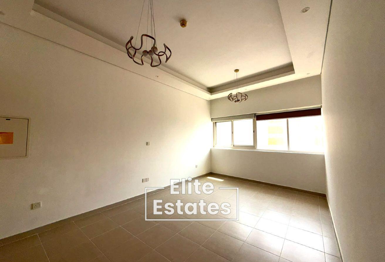 1 Month Rent Free | Shared Pool & Gym | Vacant photo 6