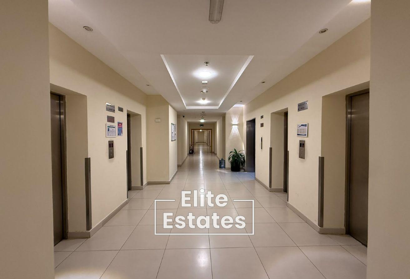 1 Month Rent Free | Shared Pool & Gym | Vacant photo 11