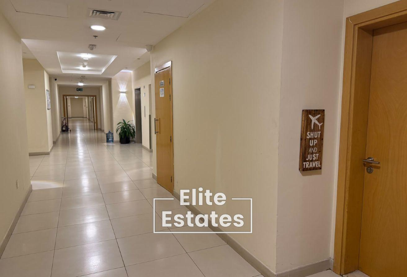 1 Month Rent Free | Shared Pool & Gym | Vacant photo 14