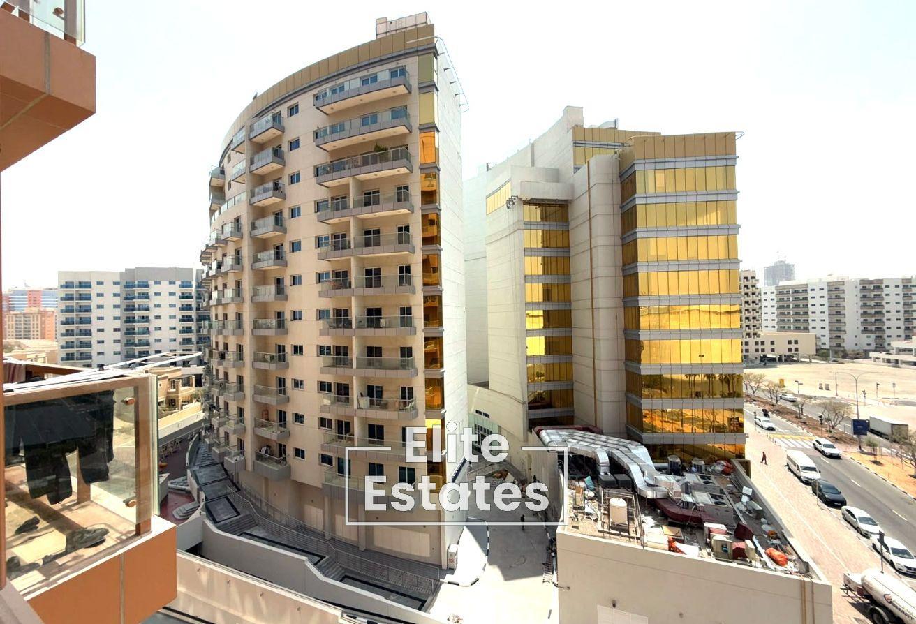 1 Month Rent Free | Shared Pool & Gym | Vacant photo 24
