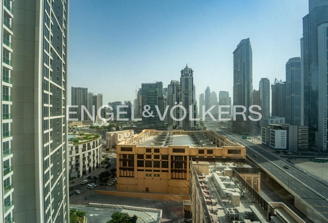 Upgraded & Premium | Boulevard & Opera View photo 18