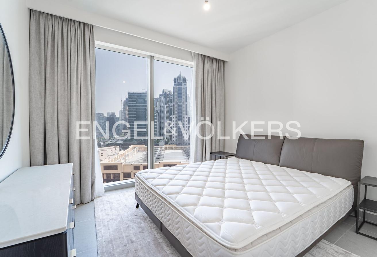 Upgraded & Premium | Boulevard & Opera View photo 8
