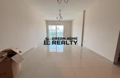 Apartment - 3 Bedrooms - 3 Bathrooms for rent in New Al Taawun Road - Al Taawun - Sharjah