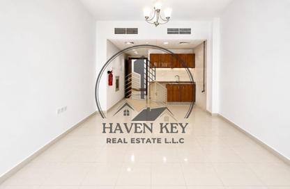 Apartment - Studio - 1 for rent in 3033 Muwaileh Building - Muwaileh Commercial - Sharjah Apartment - Studio - 1 for rent in 3033 Muwaileh Building - Muwaileh Commercial - Sharjah