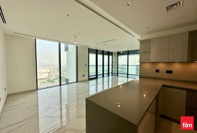 94013006 - Property Image 2