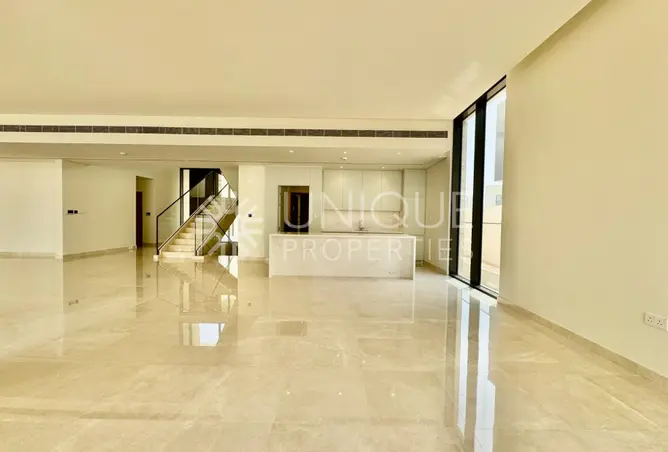 160117995 - Property Image 3