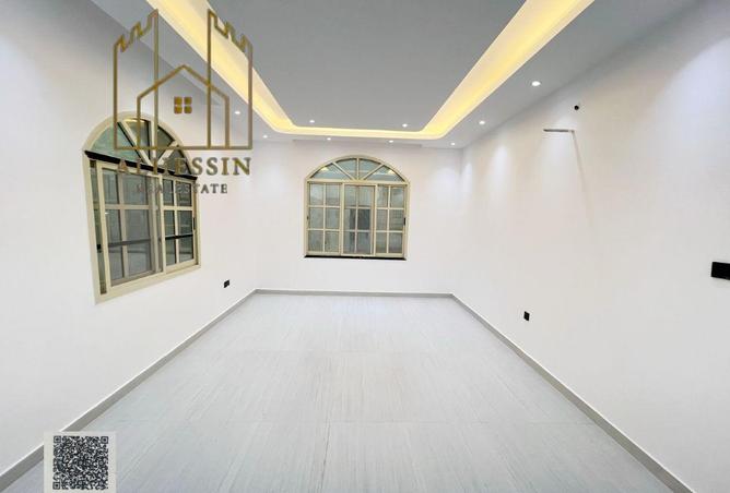 111859375 - Property Image 2