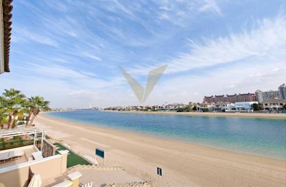Villa - 5 Bedrooms - 6 Bathrooms for rent in Garden Homes Frond C - Garden Homes - Palm Jumeirah - Dubai