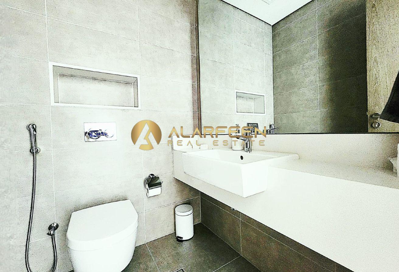Spacious 2BR Apartment | Residences 30 | Downtown photo 16