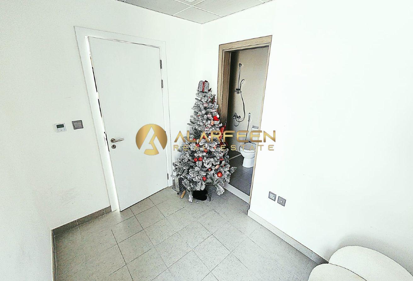 Spacious 2BR Apartment | Residences 30 | Downtown photo 13
