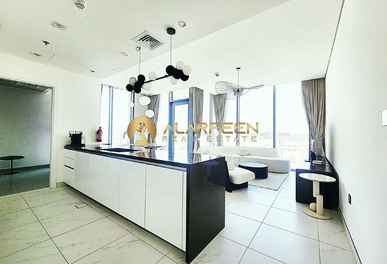 Spacious 2BR Apartment | Residences 30 | Downtown photo 2