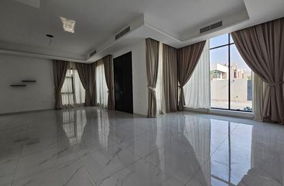 Villa - 5 - 7 for rent in Nad Al Sheba 3 - Nad Al Sheba - Dubai Villa - 5 - 7 for rent in Nad Al Sheba 3 - Nad Al Sheba - Dubai