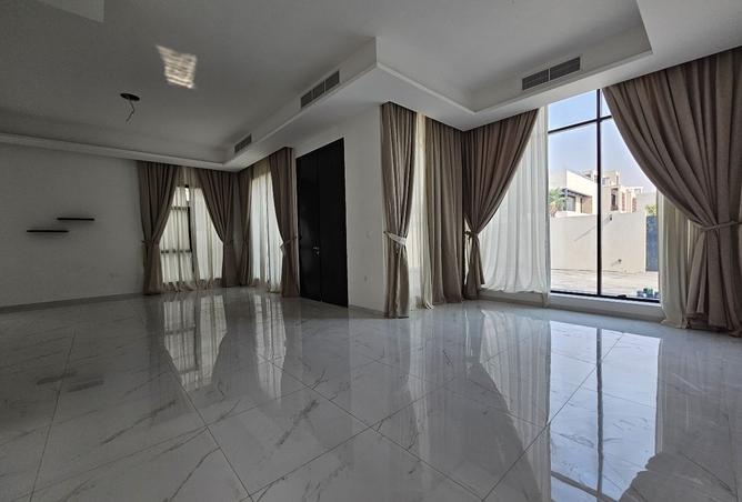 142372890 - Property Image 2