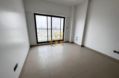 Apartment - 1 Bedroom - 2 Bathrooms for rent in Jeewar - District 11 - Jumeirah Village Circle - Dubai