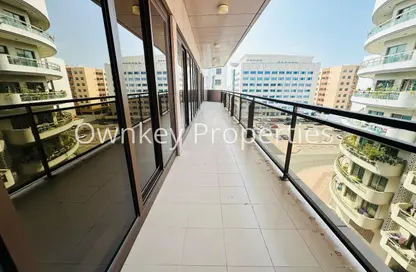 Apartment - 4 Bedrooms - 4 Bathrooms for rent in Golden Sands 9 - Mankhool - Bur Dubai - Dubai