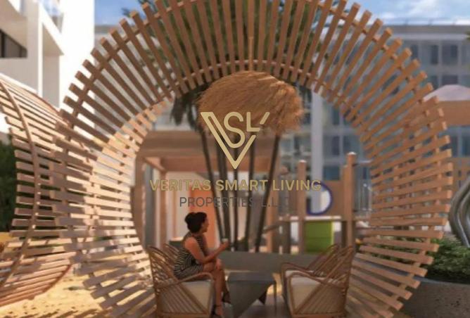 شقّة عصرية مكوّنة من 3 غرف نوم | تصميم دوبلكس | تشطيبات عالية الجودة